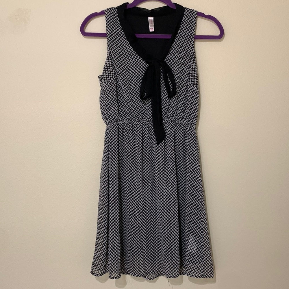 Black & white dress